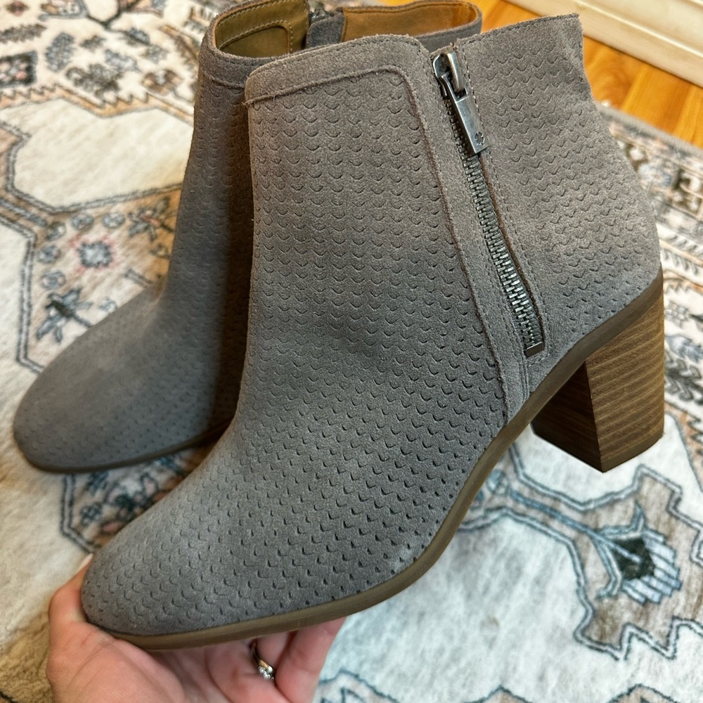 Lucky Brand Gray Ankle Booties Size 8